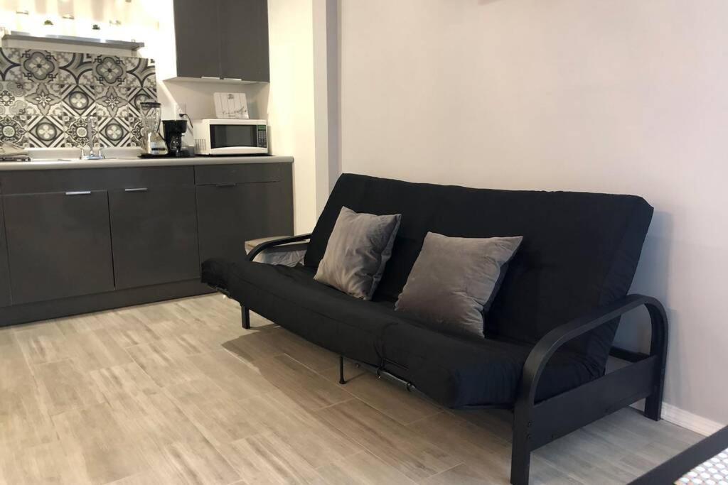 New 2 Bedroom Luxury Apartment -Great Location -Modern Пуэрто-Пеньяско Экстерьер фото
